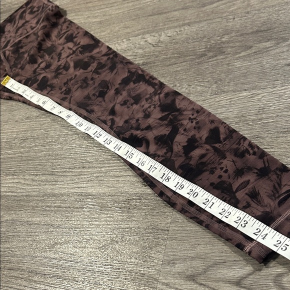 lululemon Align™ High-Rise Leggings 25" - Picture 3 of 8